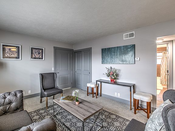 2nd image of 3208 Marcy St APT 3