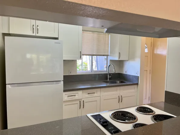 94-616 Lumiaina St APT N204, Waipahu, HI 96797