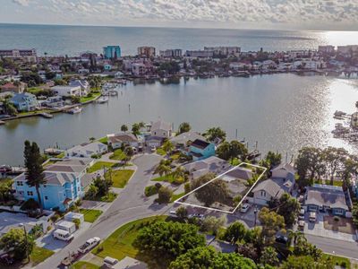 14072 W Parsley Dr, Madeira Beach, FL, 33708