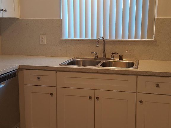 3rd image of 349 W Wilson St APT 3