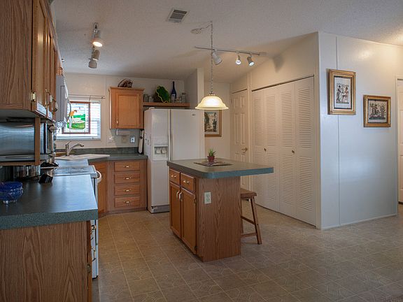 4th image of 3001 SW 18th Ter Lot 10