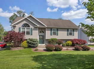9 Berkeley Ct, Highland Mills, NY