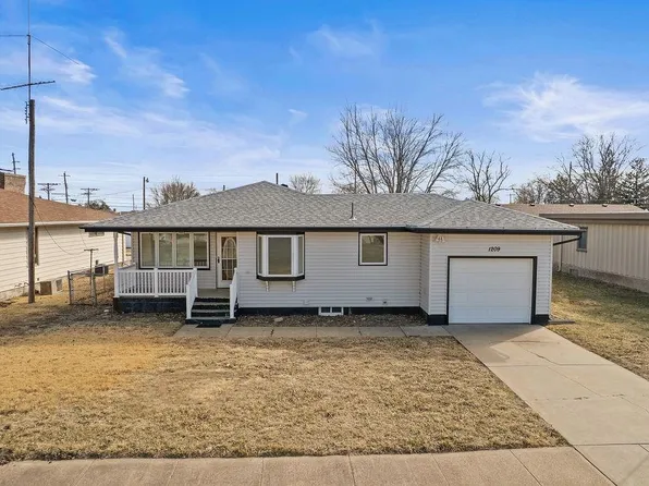 1209 5th St, Columbus, NE 68601