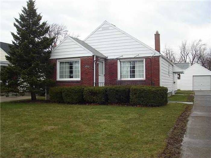 1st image of 423 Washington Ave