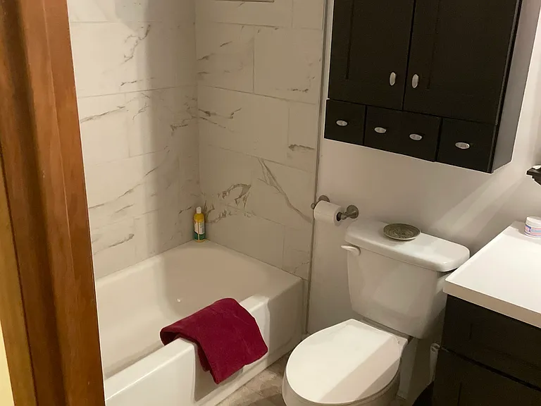 Second floor hall bath