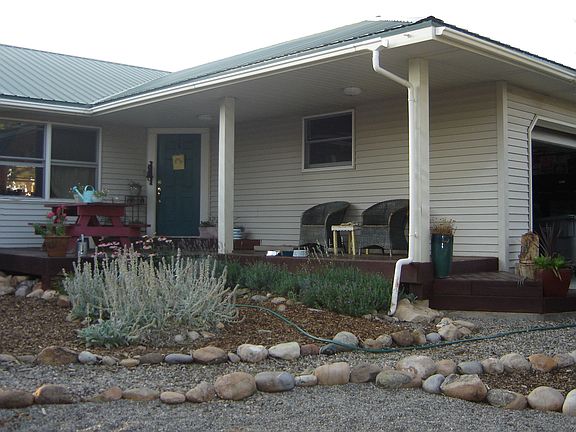 front house with deck 2 car garage
