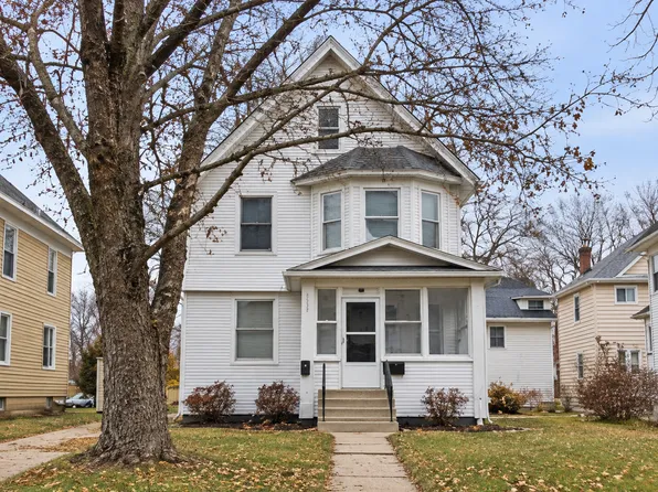 1406 W 3rd St, Waterloo, IA 50701