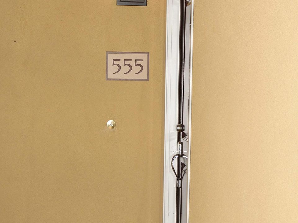 1st image of 209 Riverdale Ct APT 555