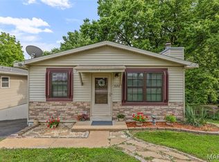 526 Lee Ave, Festus, MO 63028