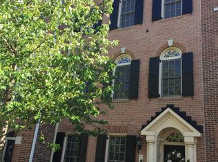 714 Day La, Alexandria, VA 22314
