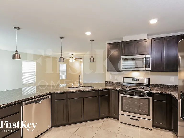 9316 Polwarth Ct — Photo 6