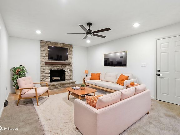 5th image of 5060 Staughton Dr