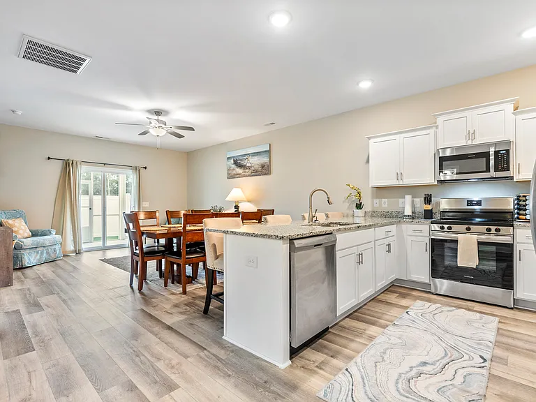 124 Bridge Point Cir — Photo 8