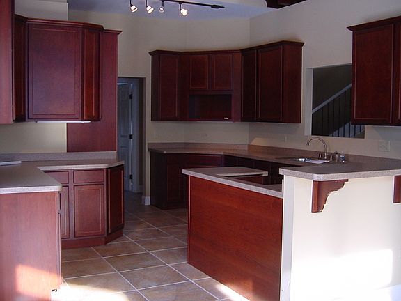 3rd image of 8925 Teal Ln