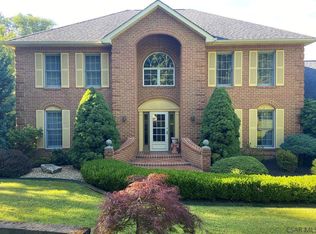 300 Terlyn Dr, Johnstown, PA 15904
