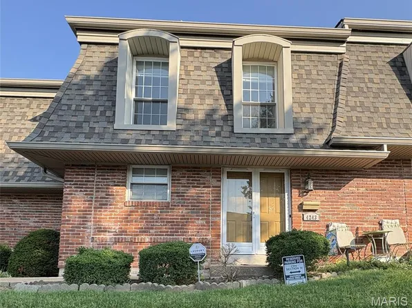 4243 Forest De Ville Dr, Saint Louis, MO 63129