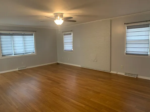 2620 W 47th Ave, Gary, IN 46408