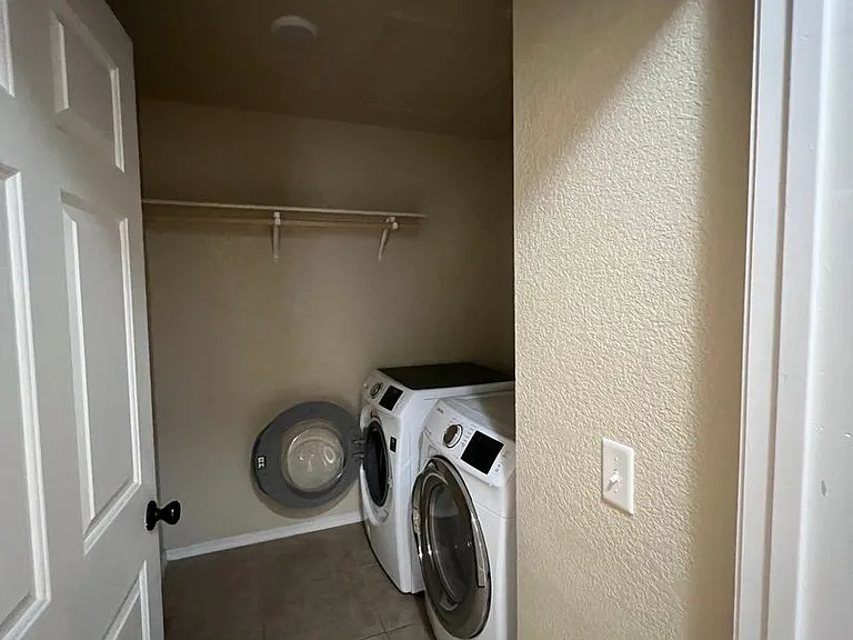 3174 S Robert Way — Photo 15