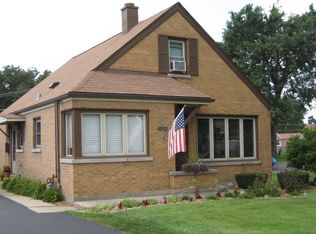 8040 S 86th Ct, Justice, IL