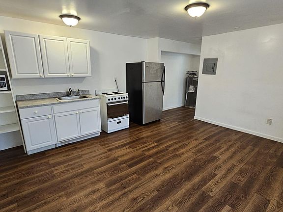4th image of 2000 NW 28th St #7