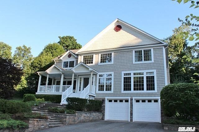 1st image of 32 Forest Dr