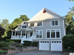 32 Forest Dr, East Northport, NY 11731