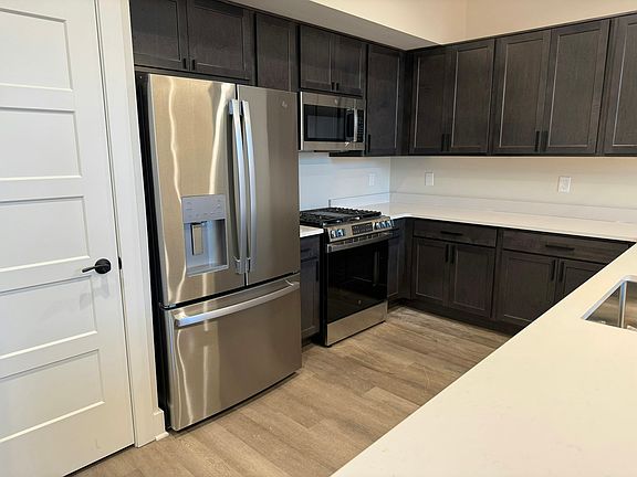2nd image of 106 E Erie St #3C