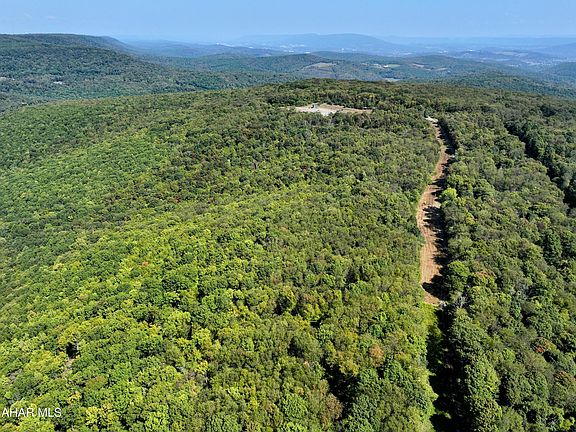 4th image of 1849 Poplar Run Rd