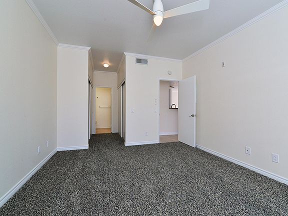 5th image of 2020 Camino Del Rio N