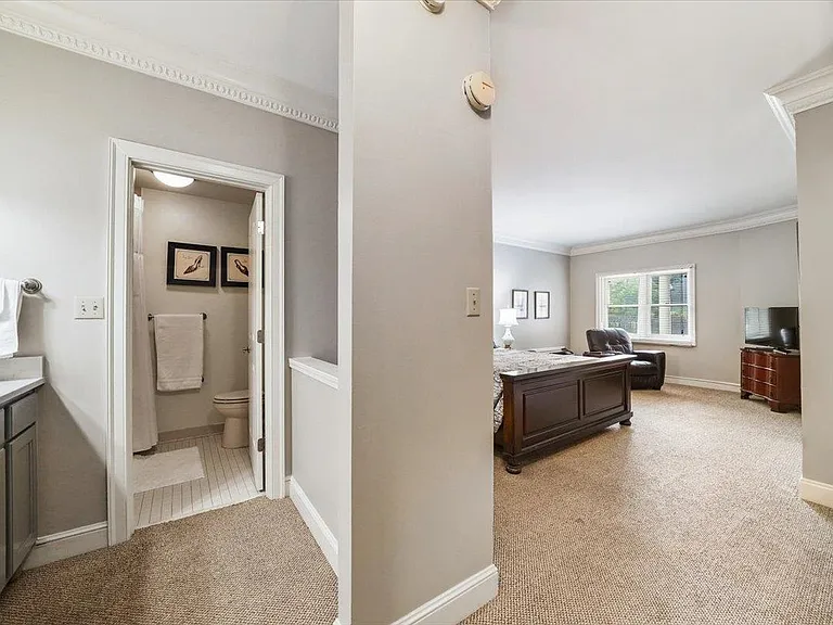 5400 Park Ave #303 — Photo 8