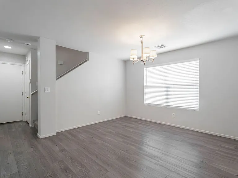 5531 Doubleday St — Photo 5