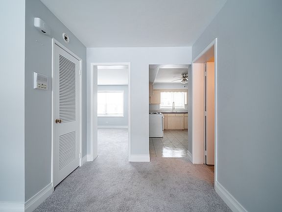4th image of 1540 Park Ave APT 1C