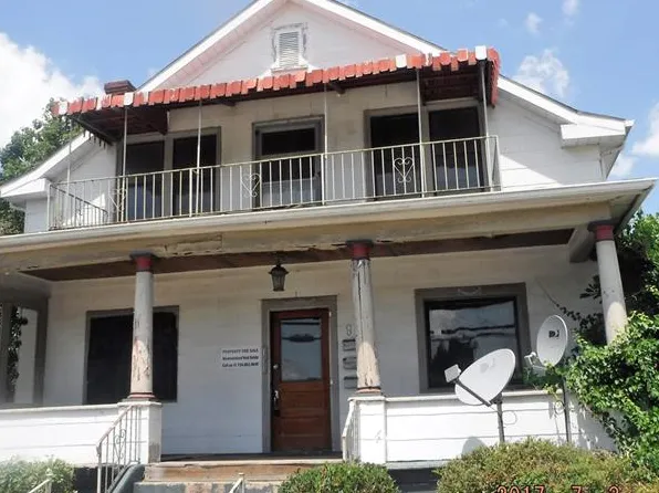 821 Broad Ave, Belle Vernon, PA 15012