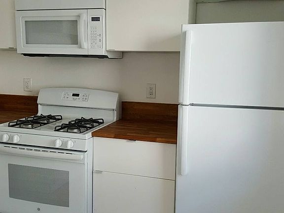 5th image of 4101 Wade St APT E