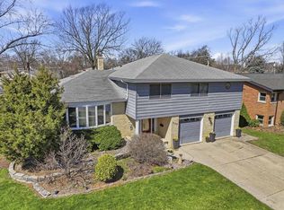 602 S Edward St, Mount Prospect, IL