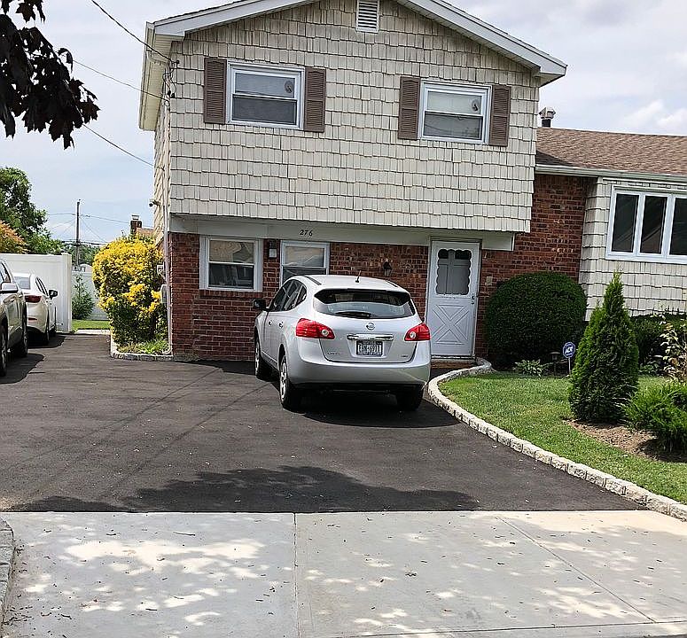 1st image of 276 W 17th St