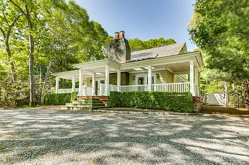 25 Oyster Pond Ln Photo 1