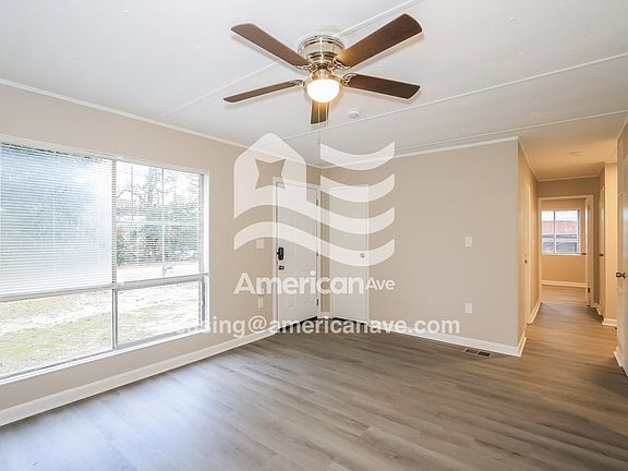 2025598_004_wm_-_living_room_13451929.jpg