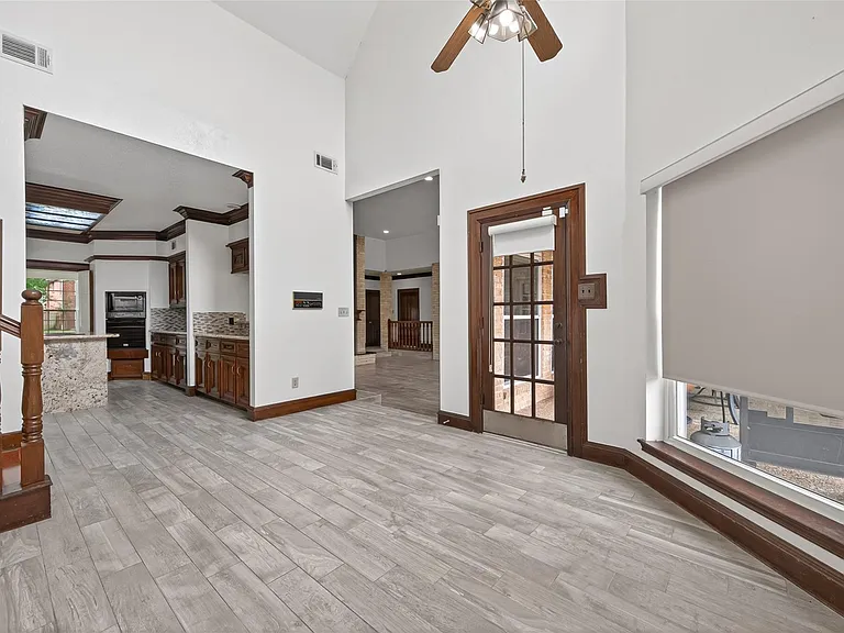 15106 Dawnbrook Dr — Photo 20