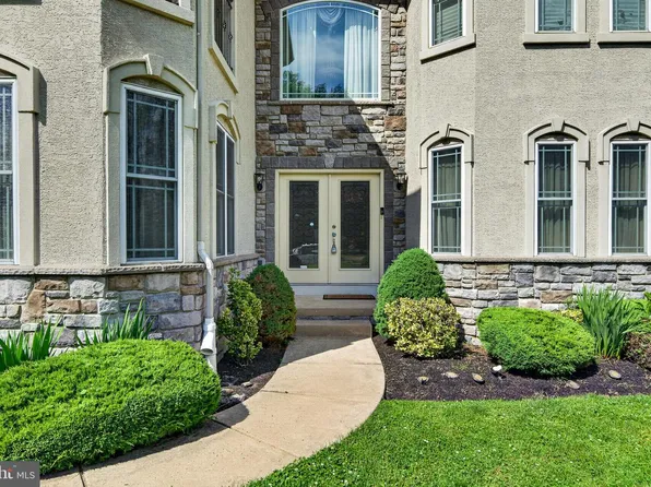 261 Pheasant Dr, Huntingdon Valley, PA 19006