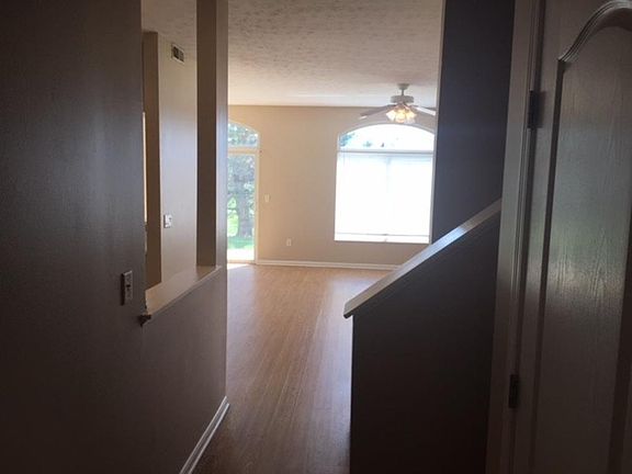 2nd image of 3579 Sequoia Dr