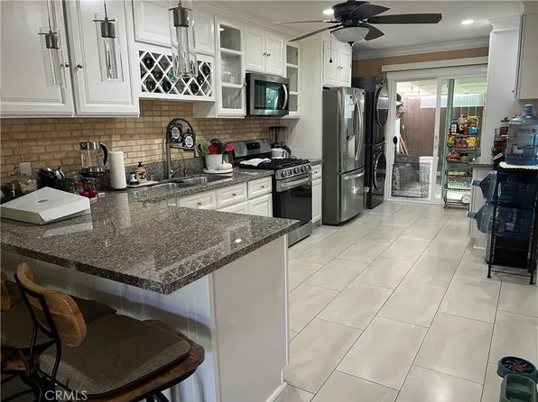 2500 S Salta St APT 26, Santa Ana, CA 92704