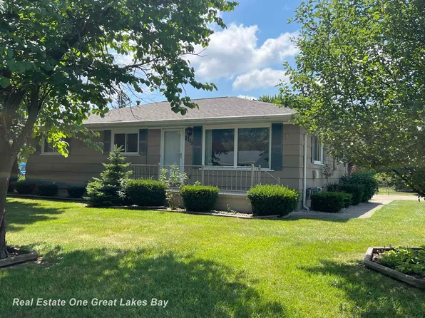 2115 Reinhardt St, Saginaw, MI 48604