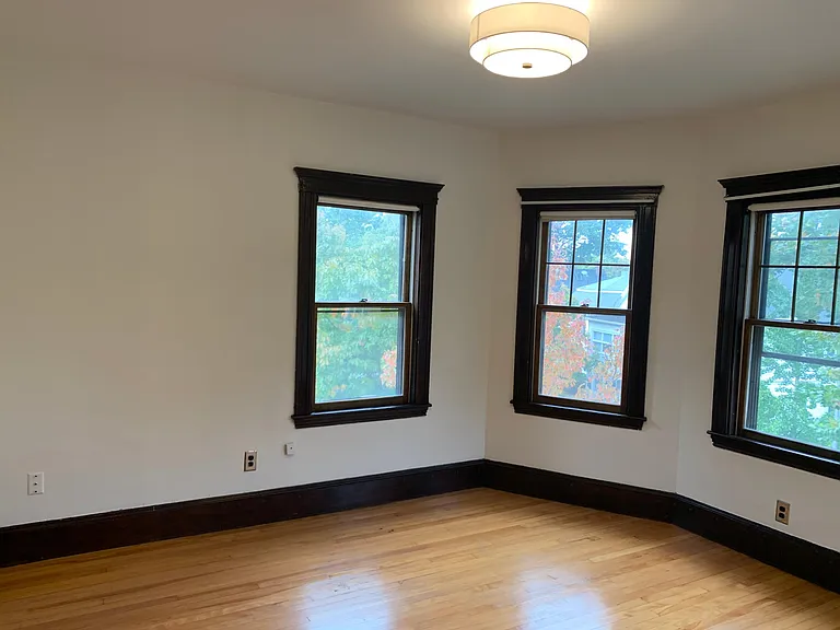 112 Rindge Ave #3 — Photo 3