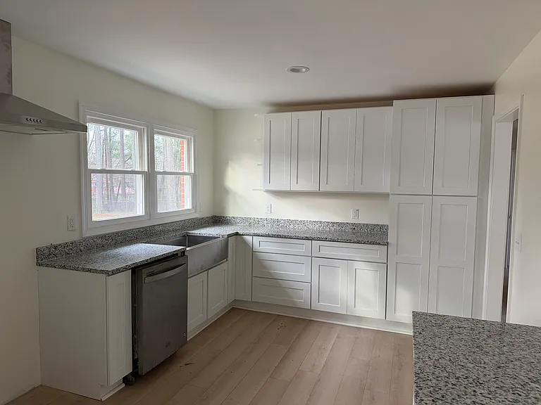 1213 Stone Rd — Photo 9