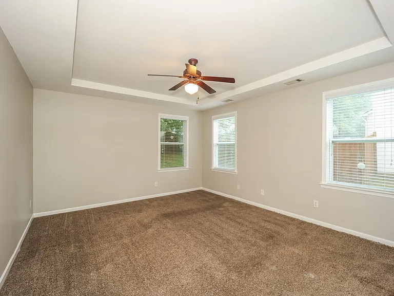 89 Lakeshore Pkwy — Photo 11