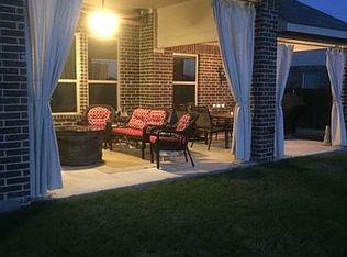 5753 Spirit Lake Dr, Fort Worth, TX 76179