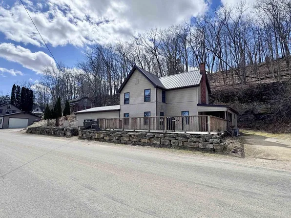 327 West River Street, Darlington, WI 53530