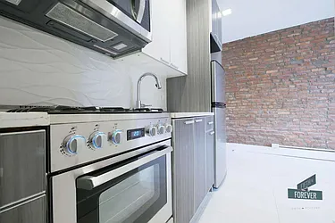 Rented by Fifth & Forever LLC