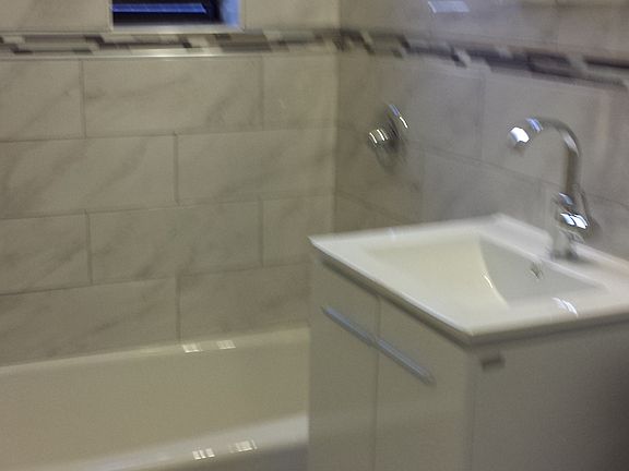 4th image of 400 E 14th St APT 3K